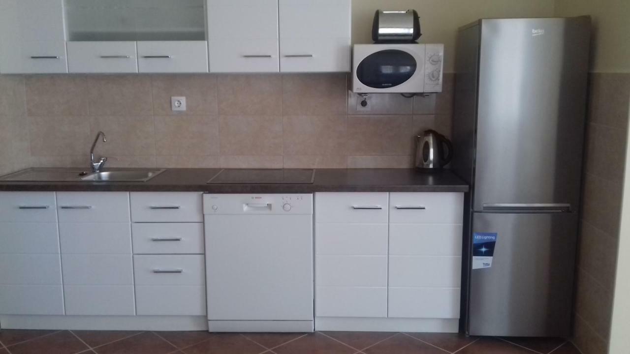 Benelise Apartman Hévíz Esterno foto
