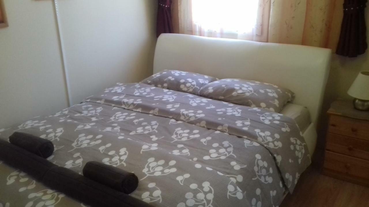 Benelise Apartman Hévíz Esterno foto